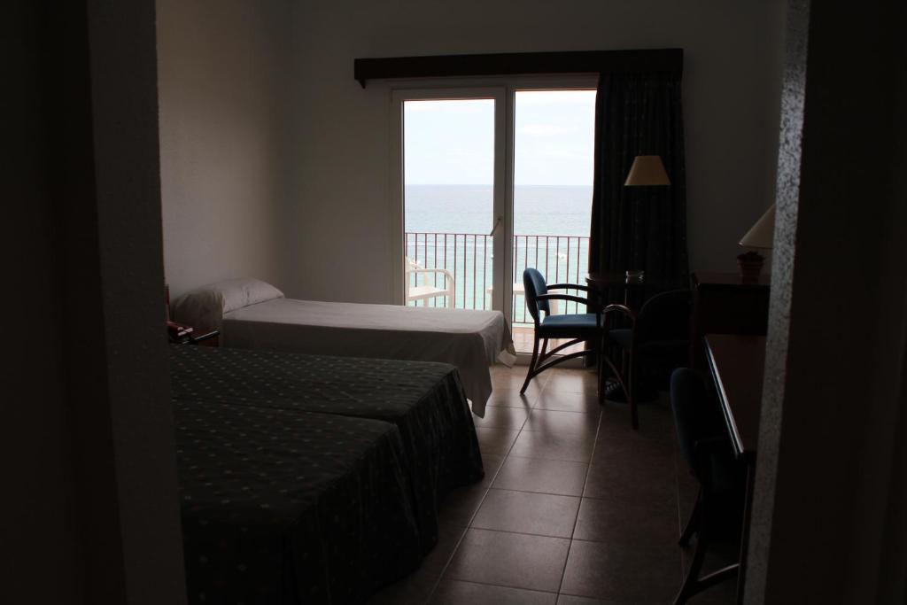 سان أنتوني دي كالونخي Hotel Rosa Dels Vents الغرفة الصورة